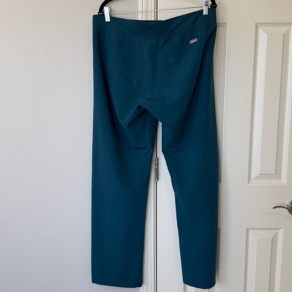 Figs Livingston Pants - Picture 2 of 4